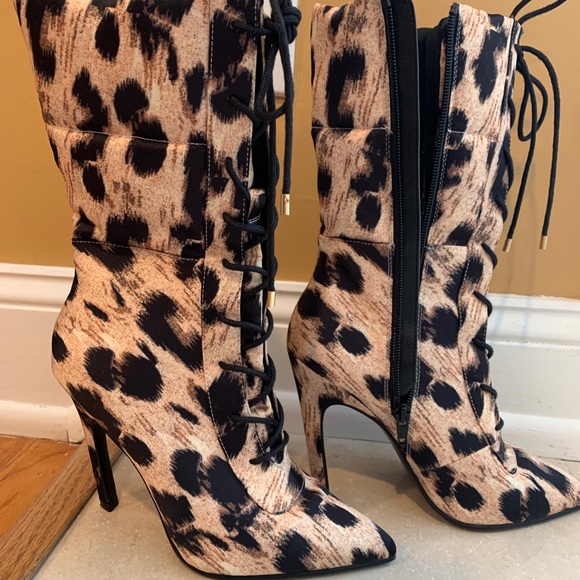 ASOS X LAQUAN SMITH Leopard padded ankle boot - Picture 9 of 11